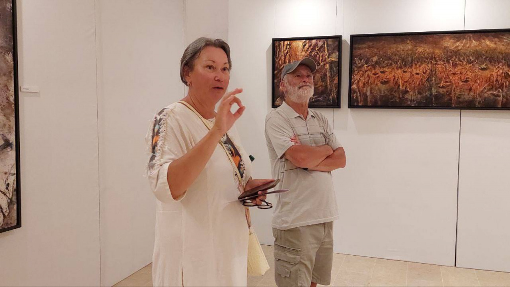 Посещение выставки известного мальтийского художника Энтони Маллия.