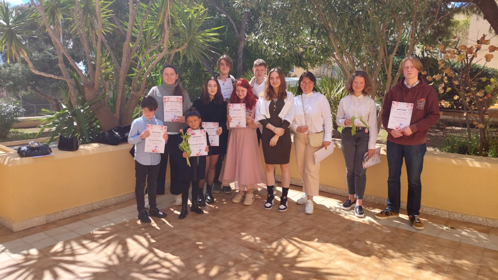 Ученики Malta Crown приняли участие в конкурсе чтецов «Весна. Женщина. Цветы».