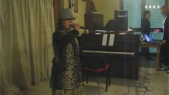 Даша Зуева исполняет песню "«I have a dream»