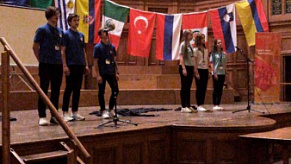 Выступление учащихся школы-пансиона Malta Crown на песенном конкурсе